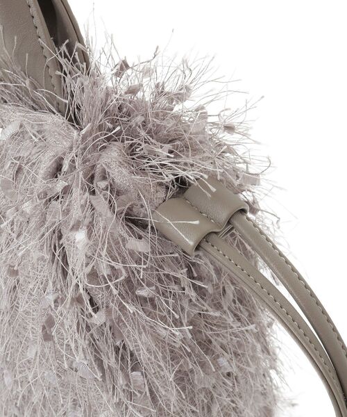 Green　Parks（グリーンパークス）の「OTO.HA.シャギーニットショルダーバッグ（ショルダーバッグ・レディース・グレイッシュベージュ/ブラック・FREE）」の17枚目の写真