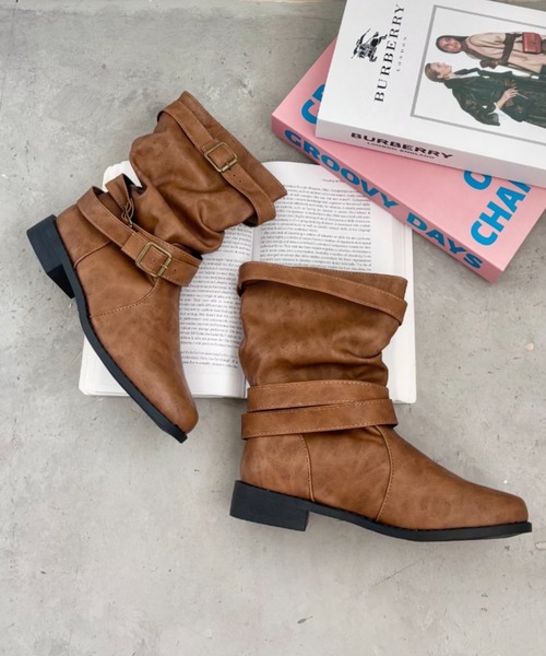 エルレセロ ベージュ スエード エンジニアブーツ バックルベルト スエード ベルト - Silver / Beige - | ETiAM