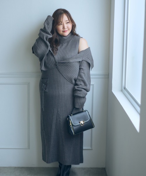 SMILE LAND(スマイルランド)の「<大きいサイズ>【らめちゃんコラボ】2点セット(ニットワンピース+ニットカーディガン)JERRY SELECT(ワンピース・レディース・ベージュ/チャコールグレー・3L/L/LL/4L/5L)」の11枚目の写真