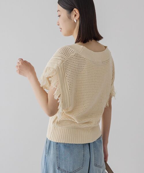 近年♡フォクシー カシミヤ混 ニット プルオーバー ショート丈 アイボリー 42 近年♡フォクシー カシミヤ混 ニット プルオーバー ショート丈