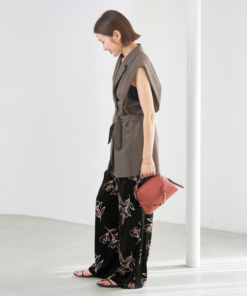 IENA（イエナ）の「ブラックフラワーパンツ（その他パンツ・レディース・ブラック系その他・36/38）」の15枚目の写真