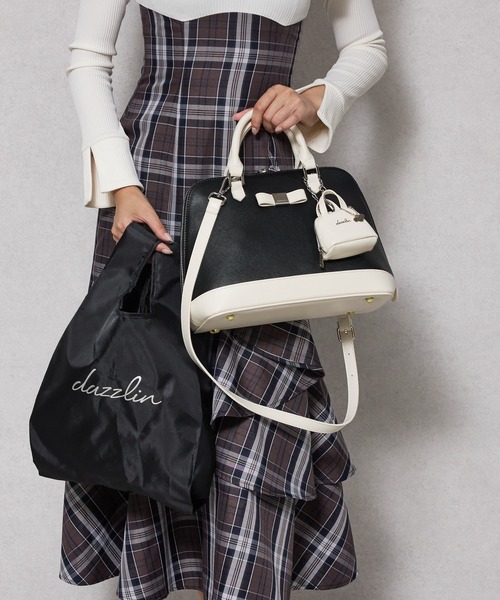 dazzlin（ダズリン）の「【dazzlin/ダズリン】バレッタリボン　エコバッグ入バッグチャーム付　ミディアムハンドバッグ（ハンドバッグ・レディース・ブラック/ブラック×ホワイト/ダークブラウン/グレー/ベージュ・FREE）」の3枚目の写真