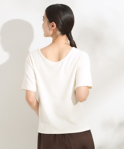 Cutie Blonde（キューティーブロンド）の「【S-LL/ひんやり/前後2WAY】シンプルだから使いやすい テレコTシャツ（Tシャツ/カットソー・レディース・ダークブラウン/ブラック/オフホワイト・01/02/03/04）」の5枚目の写真