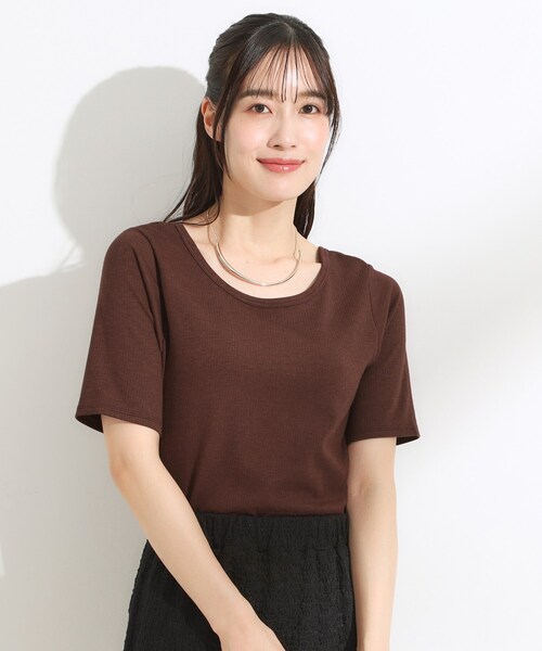 Cutie Blonde（キューティーブロンド）の「【S-LL/ひんやり/前後2WAY】シンプルだから使いやすい テレコTシャツ（Tシャツ/カットソー・レディース・ダークブラウン/ブラック/オフホワイト・01/02/03/04）」の20枚目の写真