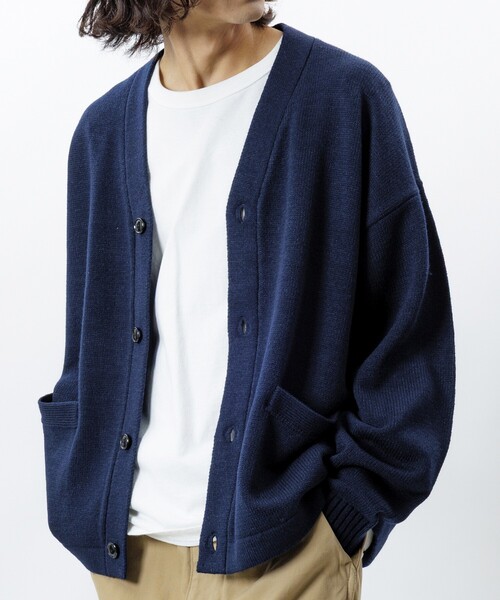 FREAK'S STORE（フリークスストア）の「限定展開 Relax Fit リラックスフィット イージーケア ウォッシャブル Vネックカーディガン（カーディガン/ボレロ・メンズ・ネイビー/ブラック/グレー/チャコールグレー/ブラウン・LARGE/MEDIUM/SMALL）」の5枚目の写真