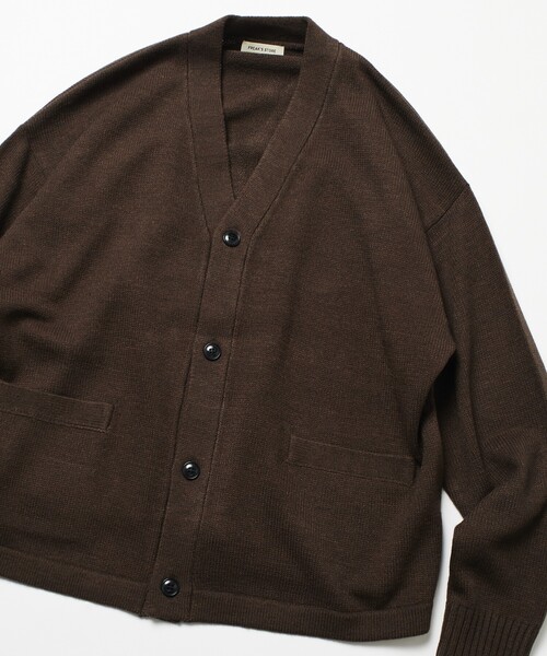FREAK'S STORE（フリークスストア）の「限定展開 Relax Fit リラックスフィット イージーケア ウォッシャブル Vネックカーディガン（カーディガン/ボレロ・メンズ・ネイビー/ブラック/グレー/チャコールグレー/ブラウン・LARGE/MEDIUM/SMALL）」の16枚目の写真