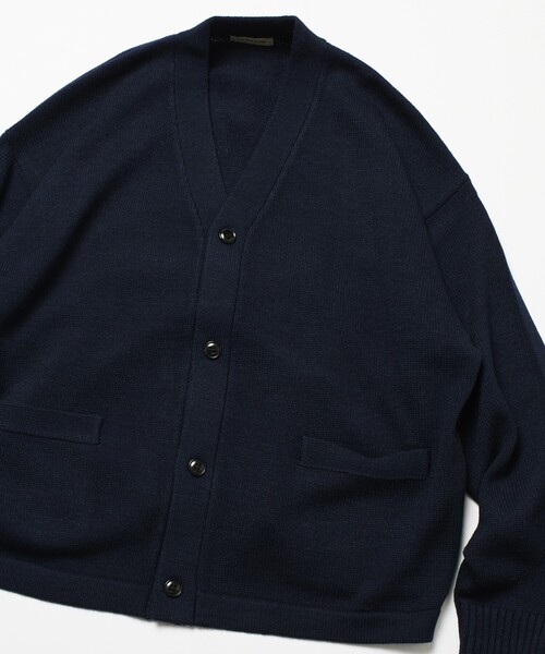 FREAK'S STORE（フリークスストア）の「限定展開 Relax Fit リラックスフィット イージーケア ウォッシャブル Vネックカーディガン（カーディガン/ボレロ・メンズ・ネイビー/ブラック/グレー/チャコールグレー/ブラウン・LARGE/MEDIUM/SMALL）」の19枚目の写真