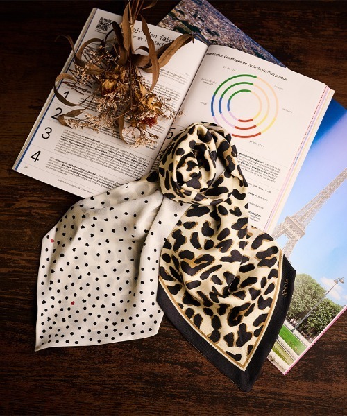 日本製ドットレオパード剣先スカーフ（バンダナ/スカーフ）｜JENNE