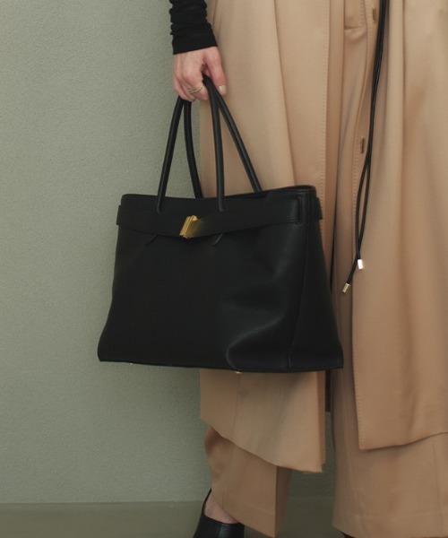 ánuans ブラック ハンドバッグ anuans（アニュアンス） ハンドバッグ クラスプスクエアバッグ