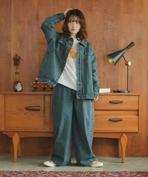 eLur(エラー)の「ワイドデニムパンツ(デニムパンツ・レディース・ブルー/ストライプ・1)」の3枚目の写真