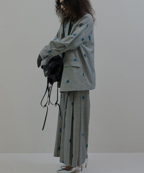 CHECK FLOWER PLEATS PANTS（その他パンツ）｜Ameri（アメリ）の