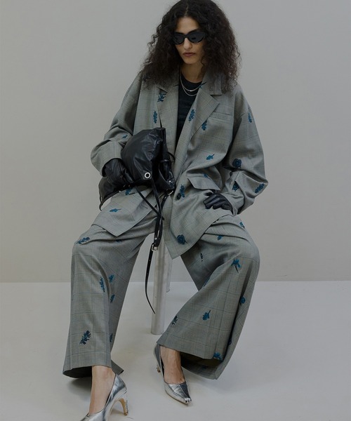 CHECK FLOWER PLEATS PANTS（その他パンツ）｜Ameri（アメリ）の