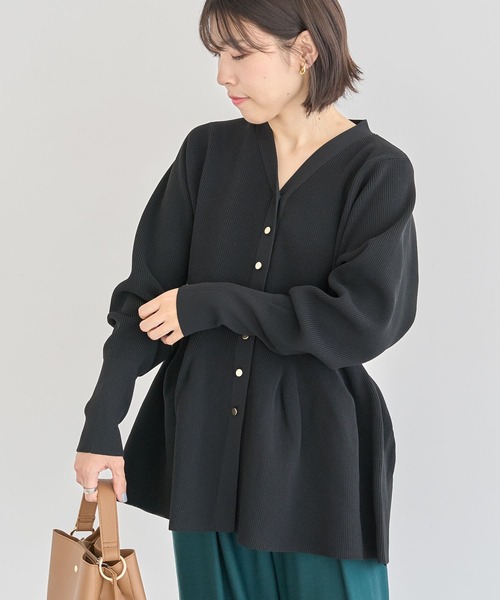 Green　Parks（グリーンパークス）の「金釦ペプラムニットカーディガン（カーディガン/ボレロ・レディース・レッド/ホワイト系その他2/杢グレー/ブラック・FREE）」の16枚目の写真