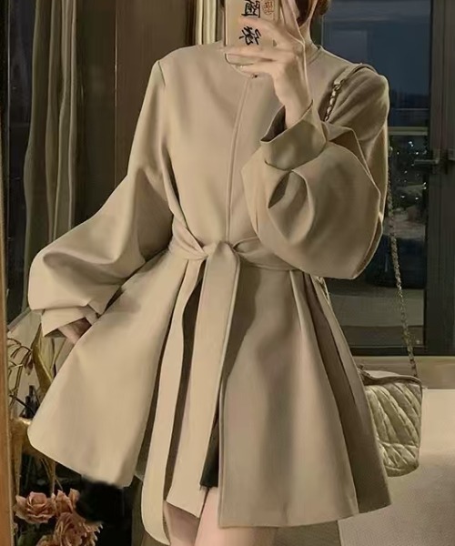 セール】ウエストベルト付き ボリュームスリーブ ノーカラーコート