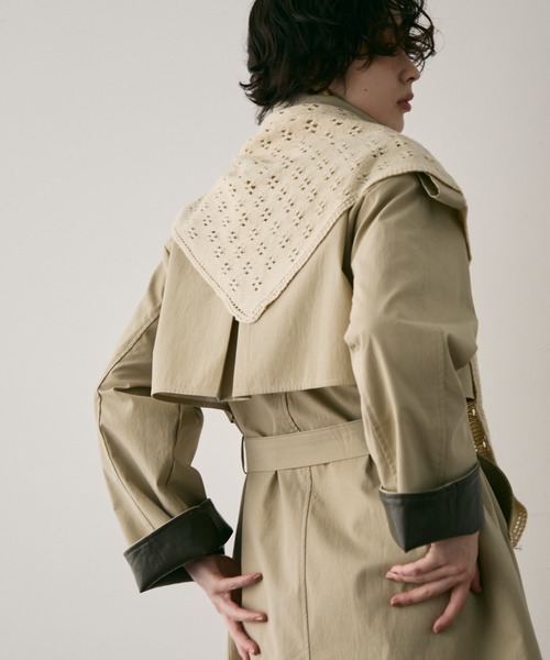 Trish（トリッシュ）の「アイレットトライアングルマフラー（ストール/ショール・レディース・アイボリー/ブラウン・FREE）」の10枚目の写真