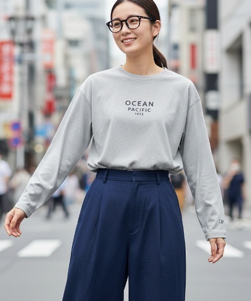 Ocean Pacific(オーシャンパシフィック)の「【OP:オーピー】レディースロゴ長袖Tシャツ ロングTシャツ ドロップショルダー(Tシャツ/カットソー・レディース・ベージュ/ヘザーグレー/ホワイト・X-LARGE/LARGE)」の3枚目の写真