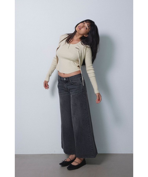 ALEXIA STAM（アリシアスタン）の「Low Rise Wide Denim Pants /ローライズ ワイドデニム（デニムパンツ・レディース・ブルー/ブラック・2/1/0/3）」の2枚目の写真