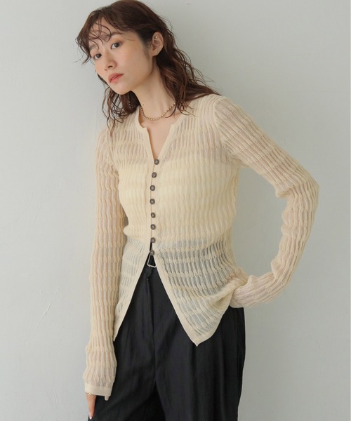 CLEIO（クレイオ）の「【CLEIO】シャーリングライクリブカーディガン SHIRRING LYCRA RIB CARDIGAN/986-14611（カーディガン/ボレロ・レディース・アイボリー/ネイビー/ブラウン・FREE）」の2枚目の写真