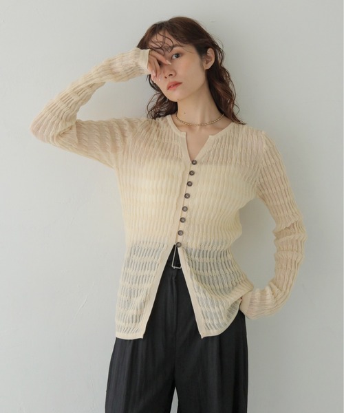 CLEIO（クレイオ）の「【CLEIO】シャーリングライクリブカーディガン SHIRRING LYCRA RIB CARDIGAN/986-14611（カーディガン/ボレロ・レディース・アイボリー/ネイビー/ブラウン・FREE）」の4枚目の写真