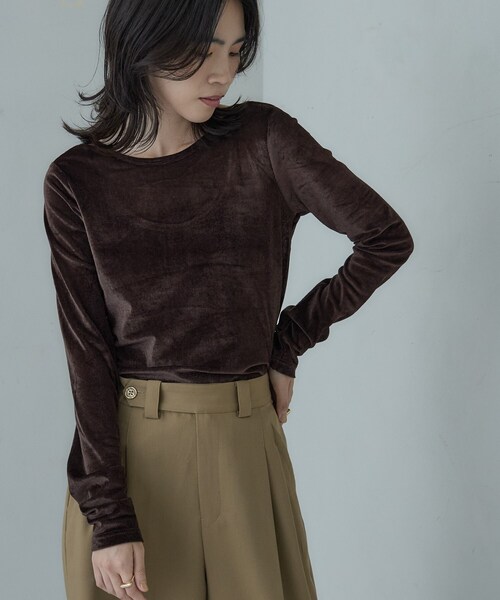 GALLEST(ギャレスト)の「バックカットアウトベロアカットソー(Tシャツ/カットソー・レディース・グレー/ブラウン系その他/ホワイト/ブラック・38)」の17枚目の写真