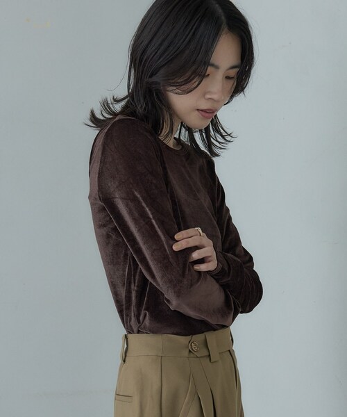 GALLEST(ギャレスト)の「バックカットアウトベロアカットソー(Tシャツ/カットソー・レディース・グレー/ブラウン系その他/ホワイト/ブラック・38)」の15枚目の写真