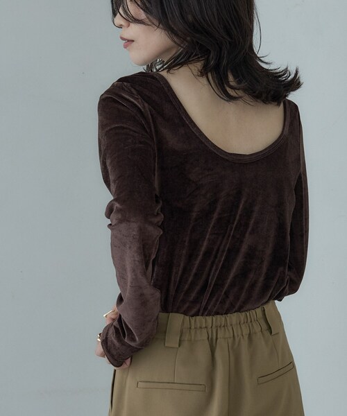 GALLEST(ギャレスト)の「バックカットアウトベロアカットソー(Tシャツ/カットソー・レディース・グレー/ブラウン系その他/ホワイト/ブラック・38)」の19枚目の写真