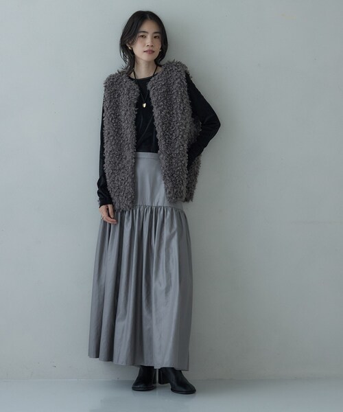 GALLEST(ギャレスト)の「バックカットアウトベロアカットソー(Tシャツ/カットソー・レディース・グレー/ブラウン系その他/ホワイト/ブラック・38)」の20枚目の写真