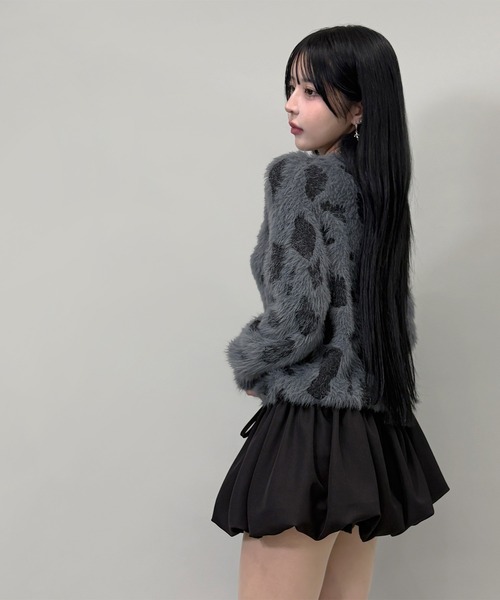 FOLLOWIN(フォロウィン)の「シャギーレオパードニットプルオーバー(ニット/セーター・レディース・チャコールグレー/カーキ・FREE)」の12枚目の写真