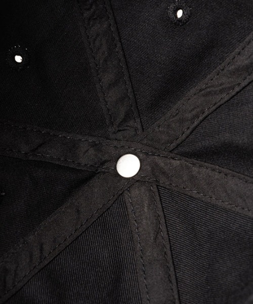 SUPPLIER（サプライヤー）の「SUPPLIER/サプライヤー Pierced Logo 6 Panel Cap ダメージ加工 ピアス付き 6Pキャップ（キャップ・メンズ・ブラック・FREE）」の6枚目の写真