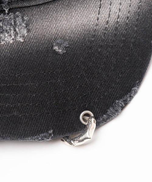 SUPPLIER（サプライヤー）の「SUPPLIER/サプライヤー Pierced Logo 6 Panel Cap ダメージ加工 ピアス付き 6Pキャップ（キャップ・メンズ・ブラック・FREE）」の5枚目の写真