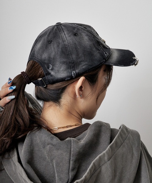 SUPPLIER/サプライヤー Pierced Logo 6 Panel Cap ダメージ加工 ピアス