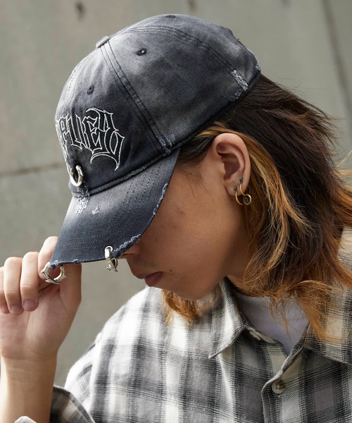 SUPPLIER（サプライヤー）の「SUPPLIER/サプライヤー Pierced Logo 6 Panel Cap ダメージ加工 ピアス付き 6Pキャップ（キャップ・メンズ・ブラック・FREE）」の22枚目の写真
