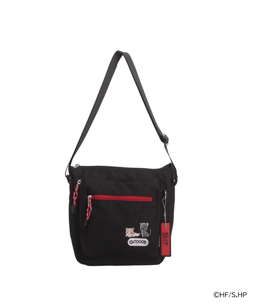OUTDOOR PRODUCTS(アウトドアプロダクツ)の「ハイキュー!! 舟形ショルダーバッグ OUTDOOR PRODUCTS(ショルダーバッグ・レディース・ブラック/ベージュ/ネイビー/ブラック×レッド・FREE)」の3枚目の写真
