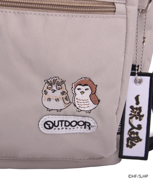 OUTDOOR PRODUCTS(アウトドアプロダクツ)の「ハイキュー!! 舟形ショルダーバッグ OUTDOOR PRODUCTS(ショルダーバッグ・レディース・ブラック/ベージュ/ネイビー/ブラック×レッド・FREE)」の5枚目の写真