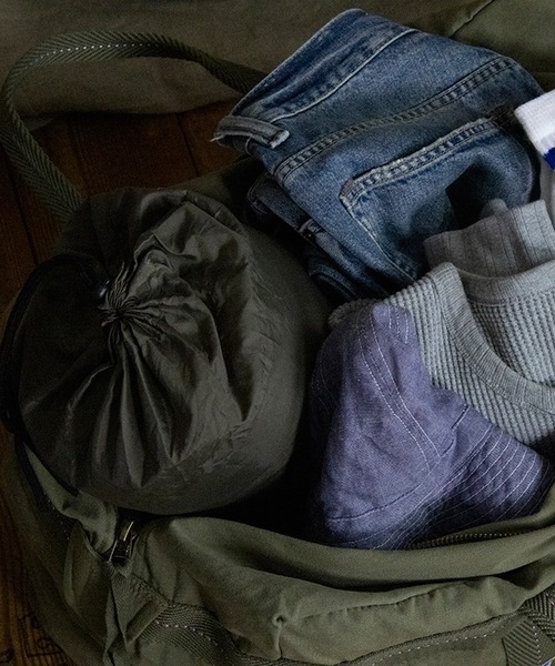 ８(eight)（エイト）の「フランスタイプパラシュートバッグ(ロゴあり)（ボストンバッグ・メンズ・カーキ/オリーブ・SMALL/LARGE）」の8枚目の写真