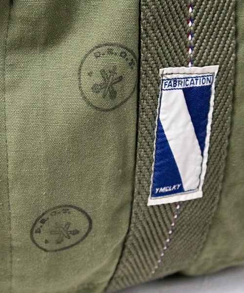 ８(eight)（エイト）の「フランスタイプパラシュートバッグ(ロゴあり)（ボストンバッグ・メンズ・カーキ/オリーブ・SMALL/LARGE）」の19枚目の写真