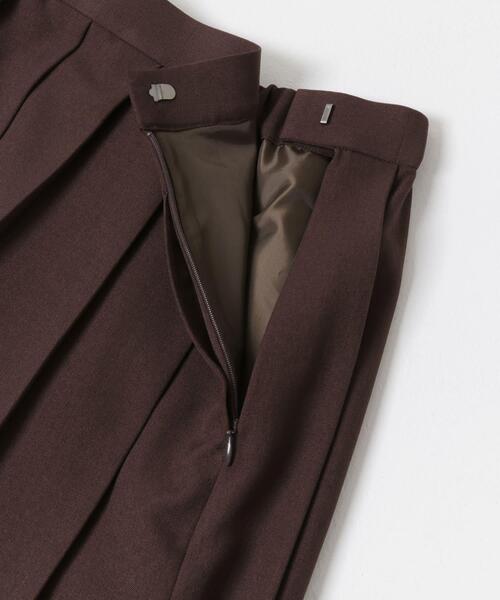 URBAN RESEARCH DOORS（アーバンリサーチドアーズ）の「『UR TECH SMOOTHLUXE』片ヒダプリーツスカート（スカート・レディース・チャコールグレー/ブラック/ブラウン・MEDIUM）」の16枚目の写真