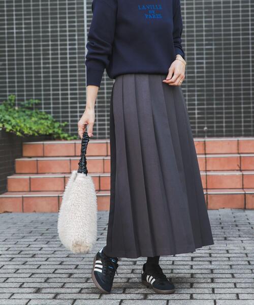 URBAN RESEARCH DOORS（アーバンリサーチドアーズ）の「『UR TECH SMOOTHLUXE』片ヒダプリーツスカート（スカート・レディース・チャコールグレー/ブラック/ブラウン・MEDIUM）」の21枚目の写真