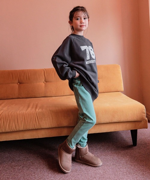 BAYFLOW（ベイフロー）の「[選べるデザイン♪]アソートスウェットワンピース(KIDS)（ワンピース・キッズ・ブルー/ナチュラル/チャコール・110cm/120cm/130cm/140cm/150cm）」の17枚目の写真