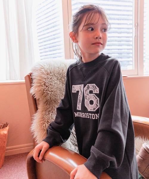 BAYFLOW（ベイフロー）の「[選べるデザイン♪]アソートスウェットワンピース(KIDS)（ワンピース・キッズ・ブルー/ナチュラル/チャコール・110cm/120cm/130cm/140cm/150cm）」の18枚目の写真