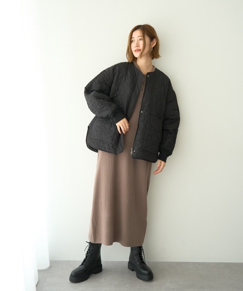 YECCA VECCA（イェッカヴェッカ）の「ニュアンス柄キルティングブルゾン（ブルゾン・レディース・ブラック/ブラウン・FREE）」の10枚目の写真