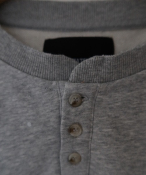 UNDERSTATEMENTs（アンダーステイトメント）の「【ユニセックス】バックロゴヴィンテージペイントスウェット（スウェット・メンズ・グレー/ライトブルー/レッド・LARGE/MEDIUM）」の19枚目の写真