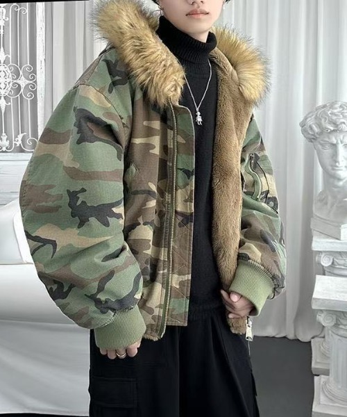 FreeZone(フリーゾーン)の「2WAYフェイクファー×カモフラブルゾン(ブルゾン・メンズ・グリーン・F)」の17枚目の写真