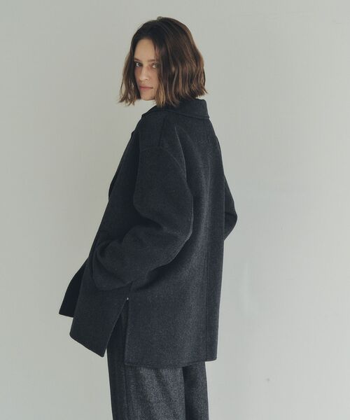 YECCA VECCA(イェッカヴェッカ)の「ウールMIXリバーミドル丈コート(その他アウター・レディース・ダークベージュ/チャコールグレー・FREE)」の10枚目の写真