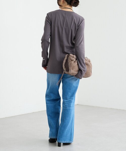 RIVE DROITE（リヴドロワ）の「MYSELFbyRD/PATCHING LONG TEE（Tシャツ/カットソー・レディース・オフホワイト/チャコールグレー・FREE）」の7枚目の写真