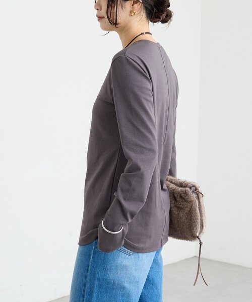 RIVE DROITE（リヴドロワ）の「MYSELFbyRD/PATCHING LONG TEE（Tシャツ/カットソー・レディース・オフホワイト/チャコールグレー・FREE）」の5枚目の写真
