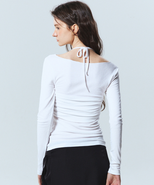 NICK&NICOLE(ニックアンドニコール)の「HALTERNECK LAYERED LONG SLEEVED TEE_IVORY(Tシャツ/カットソー・レディース・その他・FREE)」の3枚目の写真