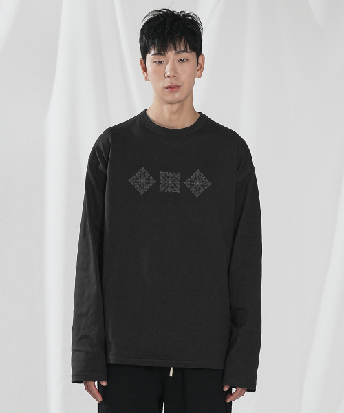SLOWACID（スローアシッド）の「シンボルリンクロングスリーブ [チャコール]（Tシャツ/カットソー・レディース・その他・SMALL/MEDIUM/LARGE）」の3枚目の写真