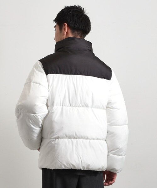 THE SHOP TK （ザ ショップ ティーケー ）の「【撥水/洗濯機可】寒い季節でも快適 中綿スタンドブルゾン（ブルゾン・メンズ・ブラック系4/ホワイト系7・04/03/02）」の4枚目の写真