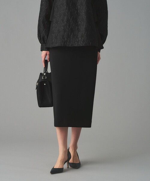 UNITED ARROWS(ユナイテッドアローズ)の「SPONGY タイトスカート(スカート・レディース・オフホワイト/ブラック/ネイビー・40/38/36)」の2枚目の写真